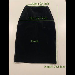 Chanel Vintage Knee-length black velvet skirt